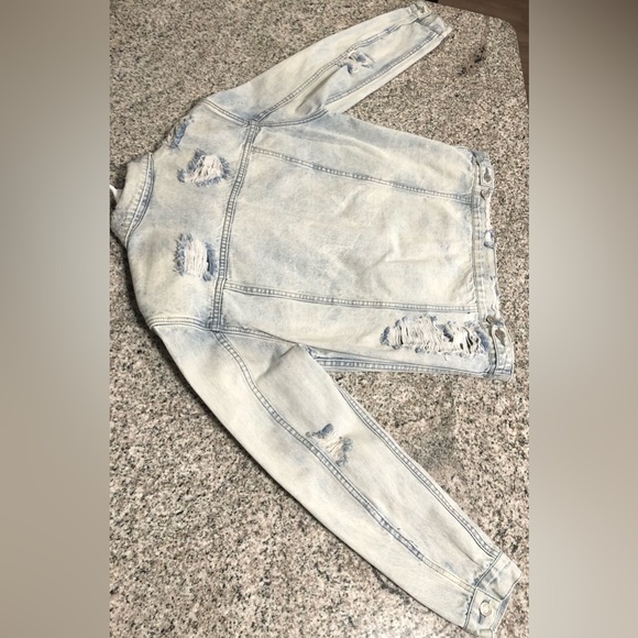 PacSun Los Angeles Distressed Light Wash Denim Jacket Size M / Style 201BT840PC - Picture 10 of 16